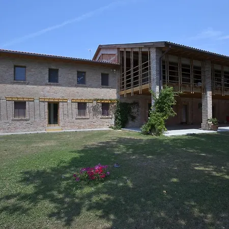 Ca' Adami بيت ضيافة 3*